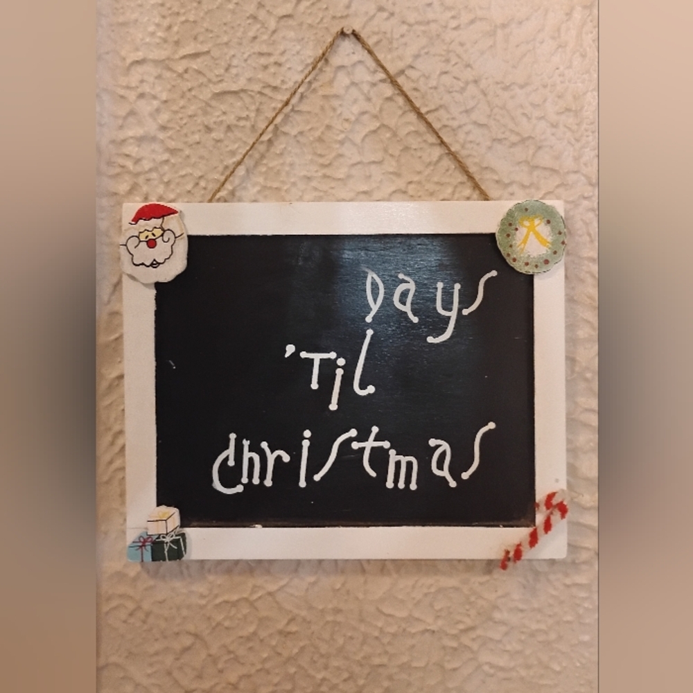 Vintage decorated Christmas Countdown wall chalkboard